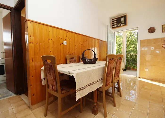 By The Sea Kneza, Korcula - 9164 *